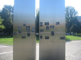 Metal monuments with photos