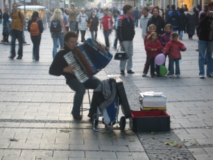 An accordian player in Munich